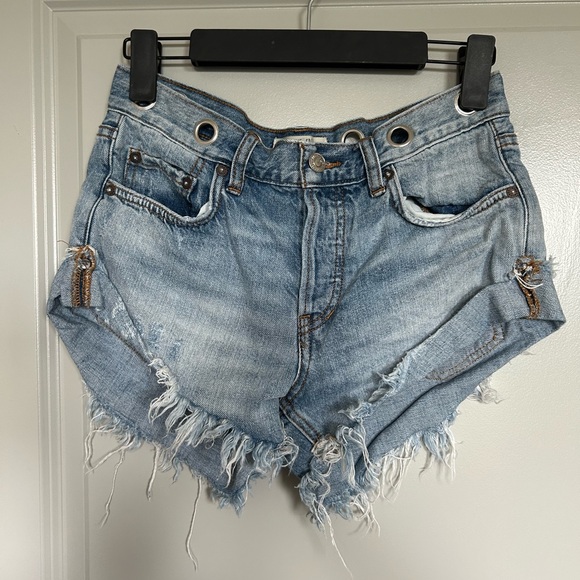 We The Free Pants - We The Free Grommet Blue Jean Shorts Distressed Casual